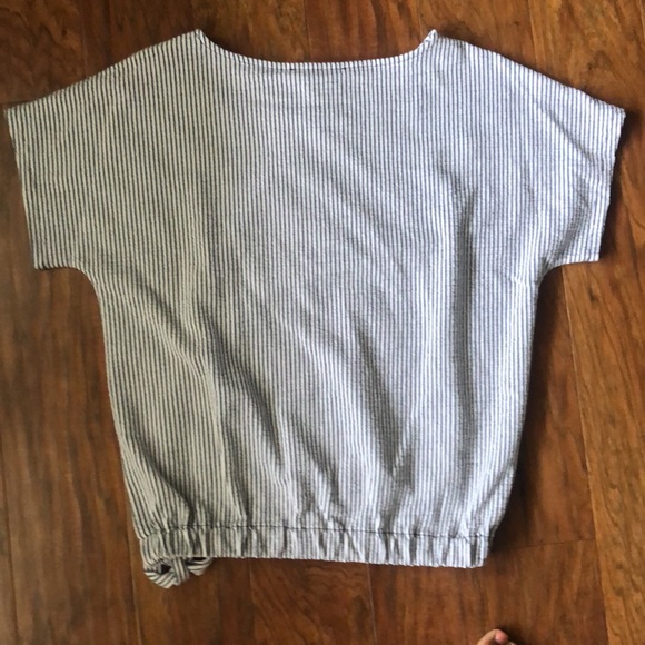 NWT Michael Kors short sleeved top - Picture 3 of 6